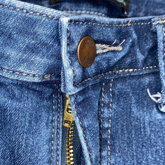 Riders by Lee mid rise Bermuda denim shorts size 6 - Picture 2 of 5